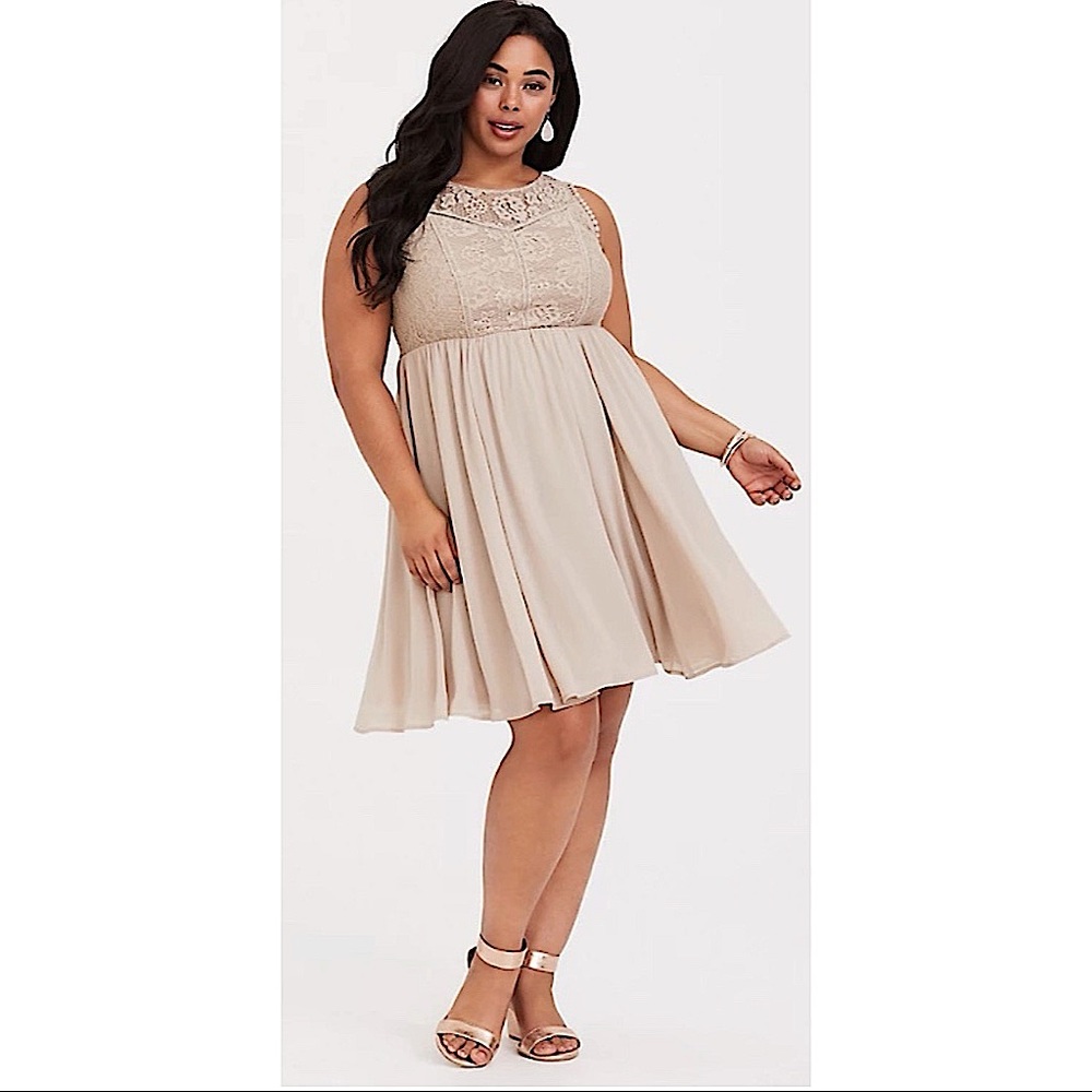 TORRID STONE BEIGE LACE & CHIFFON SKATER DRESS SIZE 3